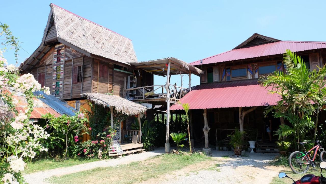 The Kasbah Langkawi Hotel Pantai Cenang  Exterior photo